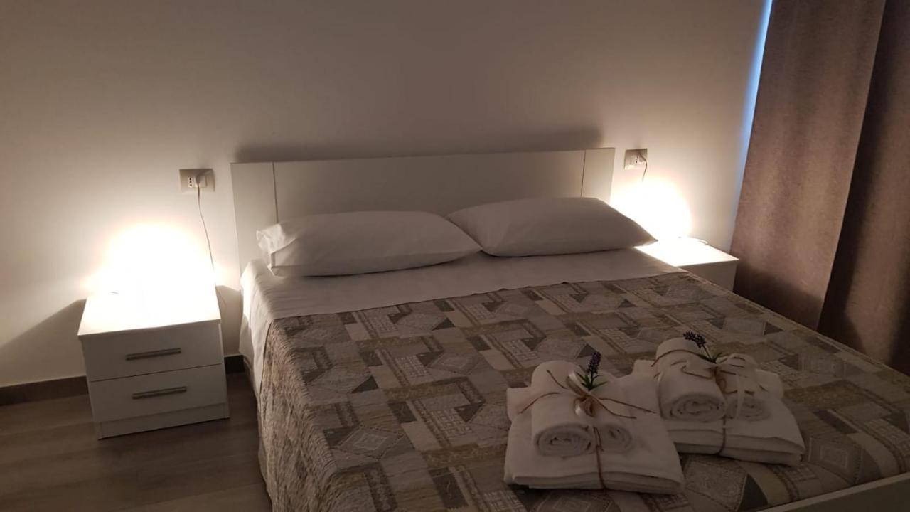 B&B A Casa Di Papi 利扎诺 外观 照片