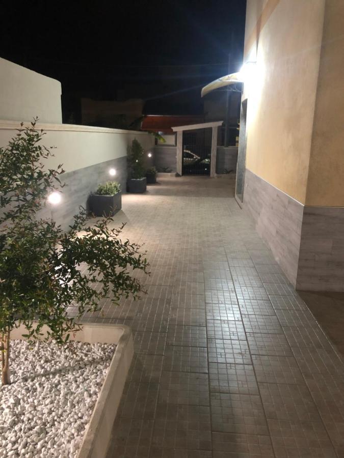 B&B A Casa Di Papi 利扎诺 外观 照片